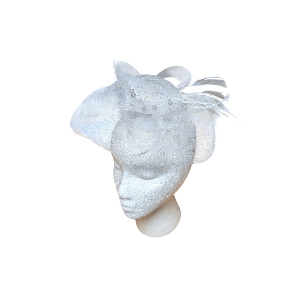 White Fascinator Hat Mesh Feather Pearl Bridal Wedding Tea Party Hair Clip Derby